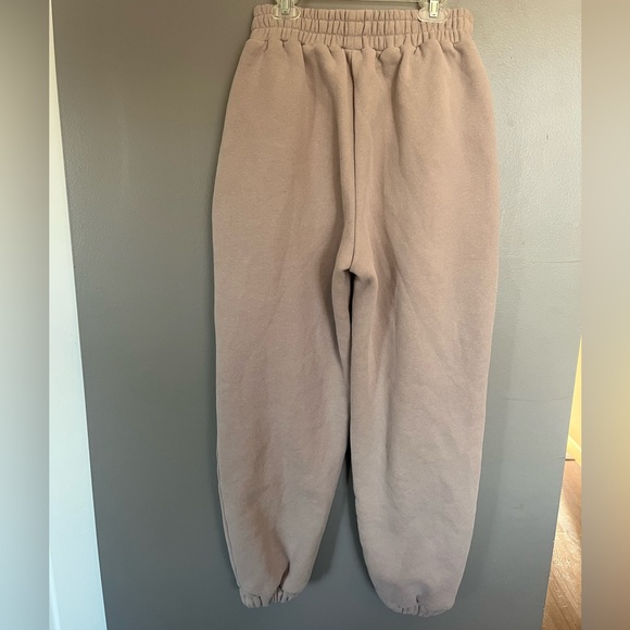 Comfrt Sweatpants - Picture 2 of 4